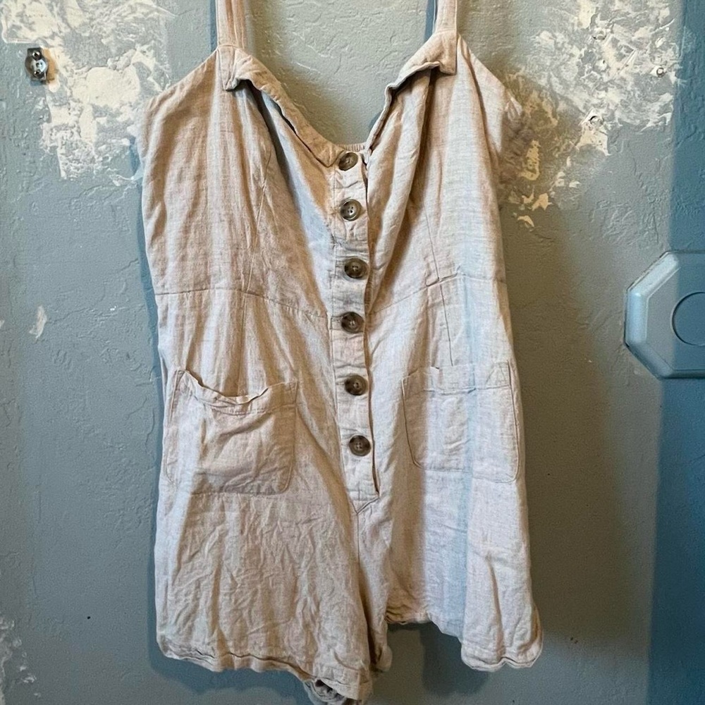 Beige romper